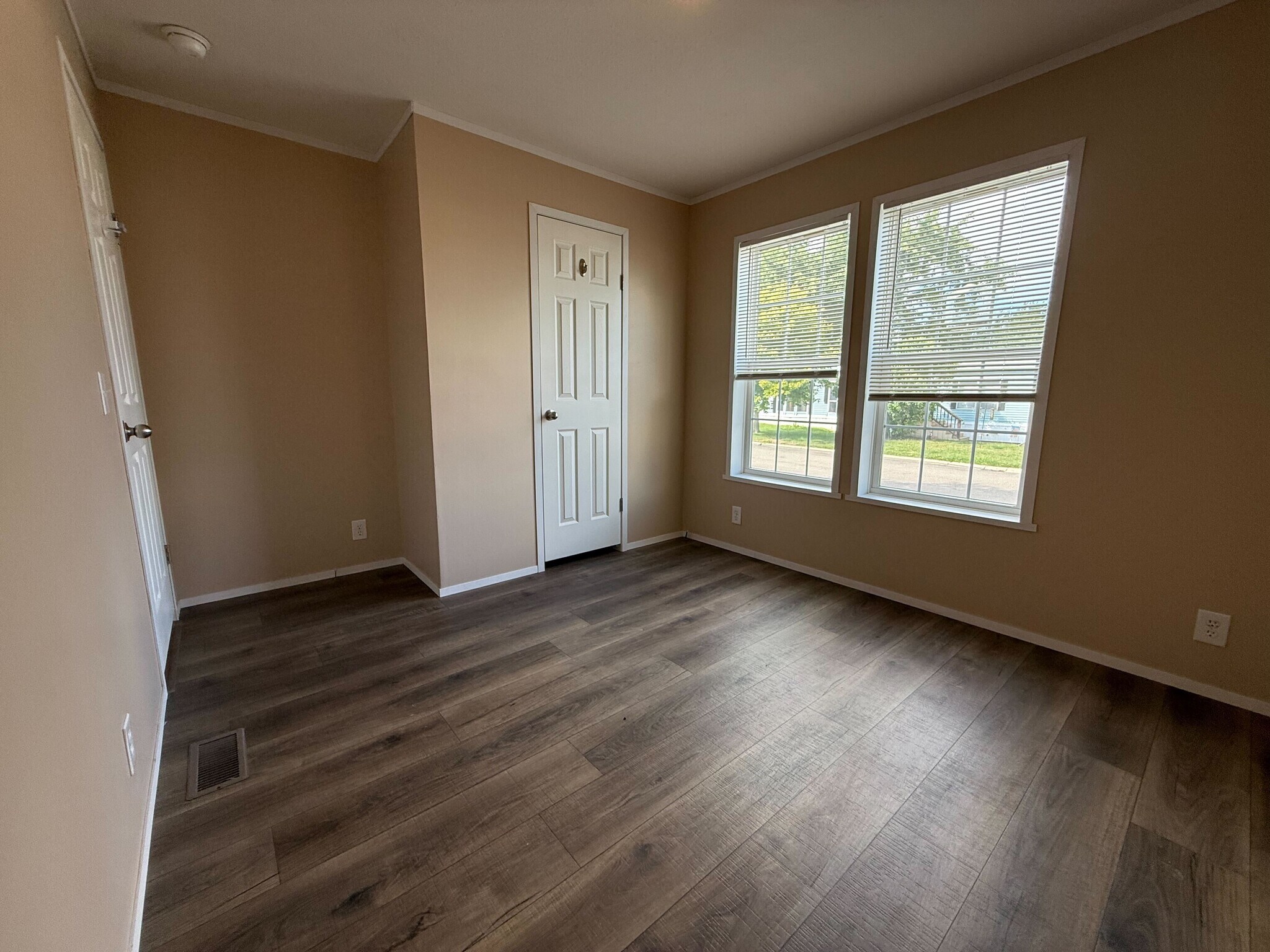 Building Photo - 12452 St James Ct