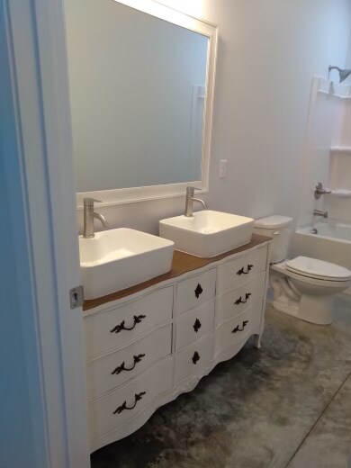 Building Photo - 3625 Tanner Ln