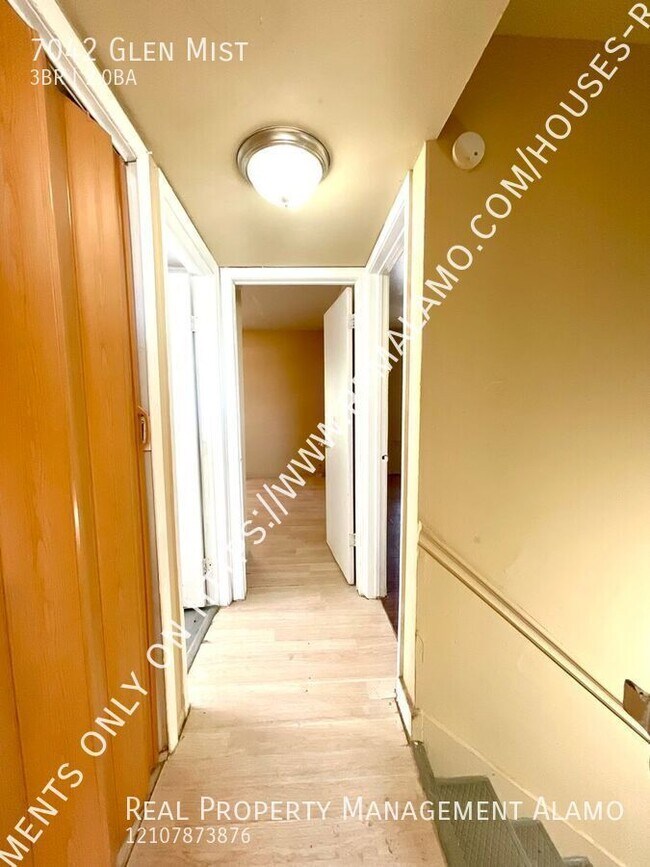 Building Photo - 7042 Glen Mist