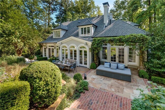 Building Photo - 4224 E Conway Dr NW