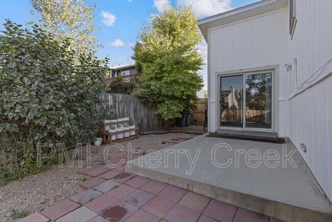 Building Photo - 11883 W Marlowe Pl