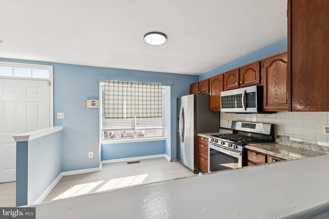 Building Photo - 2740 Brier Pond Cir