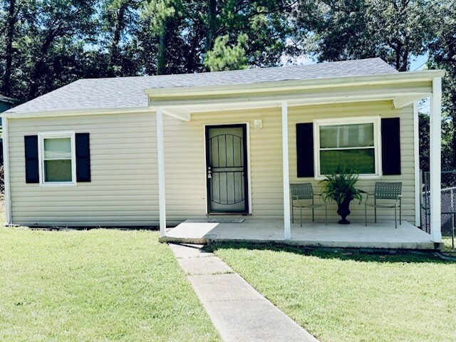 Primary Photo - 6905 65th St S
