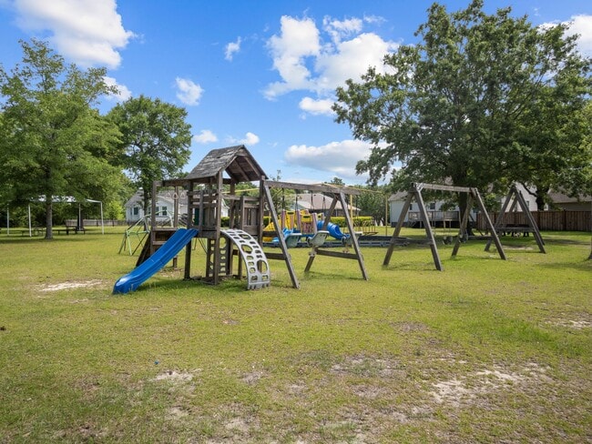 Building Photo - 408 Celtic Ash St