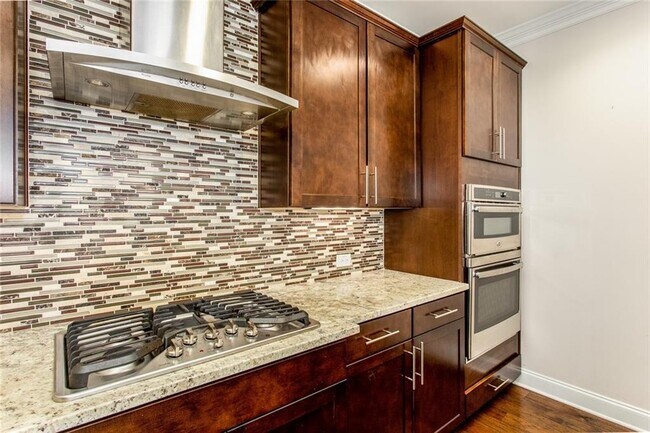 Building Photo - 5370 Cedar Glenn Ct