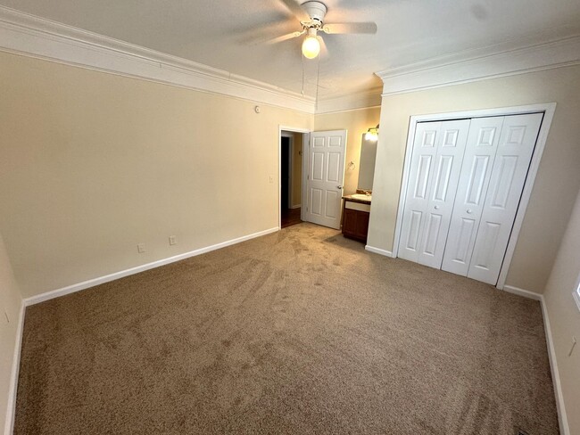 Building Photo - 4br House near Campus, Stadium, Downtown! ...