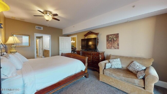 Building Photo - 2228 Beach Dr