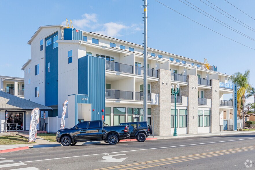View from Street - 611 Highland