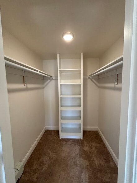 Building Photo - 1335 Millersport Hwy