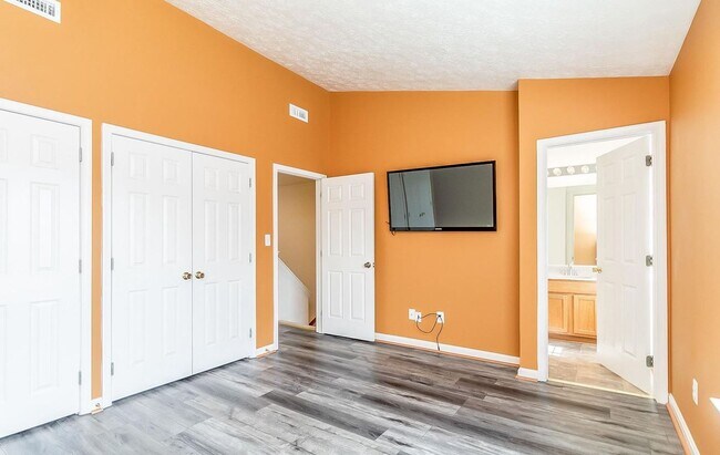 Building Photo - 4733 Buxton Cir