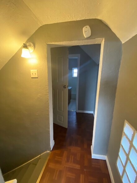 Building Photo - 78 Highland Ave