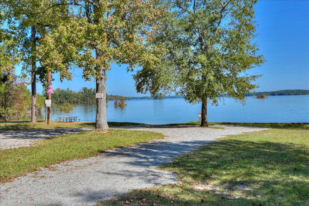 Building Photo - 1075 Pleasantview Cir