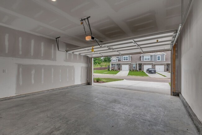 Building Photo - 2052 Nectar Ln