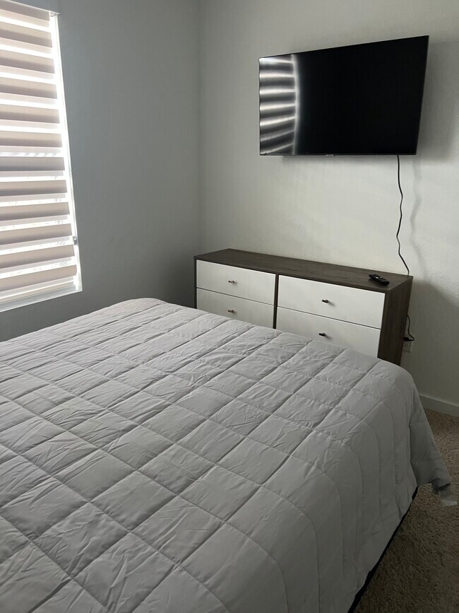 Bedroom number 3 - 511 NW 17th St