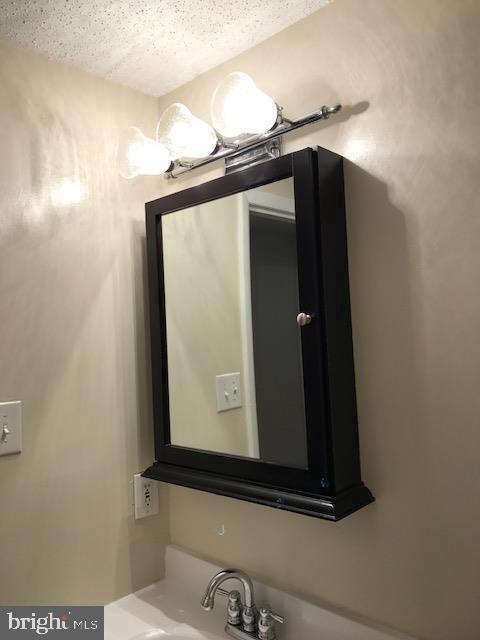 Building Photo - 3288 Wyndale Ct