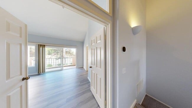 Building Photo - 7254 Shoreline Dr