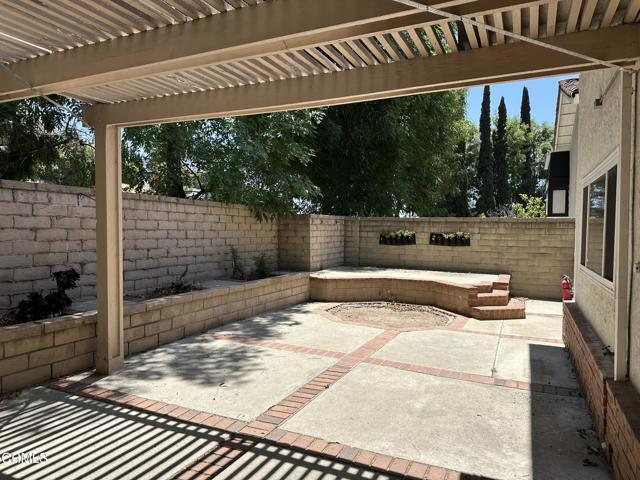 Building Photo - 1024 Laguna Terrace