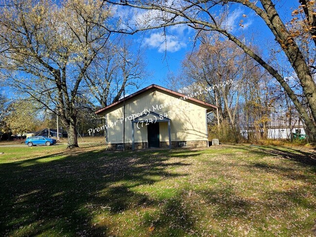 Building Photo - 2454 Darlington Rd