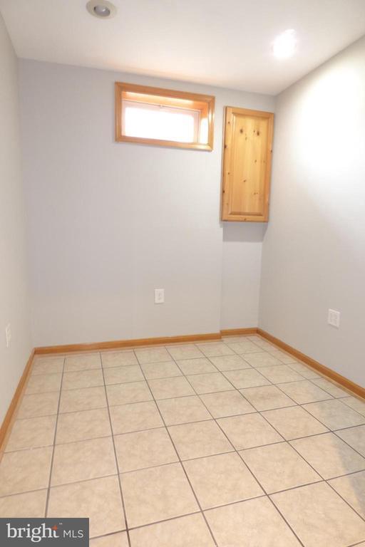 Building Photo - 552 Sparkleberry Terrace NE
