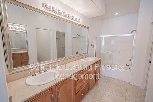 Building Photo - 23939 Brescia Dr