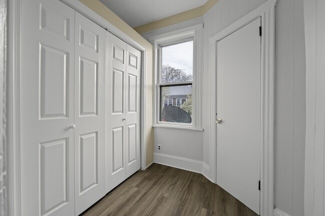 Building Photo - 292 Claremont Ave