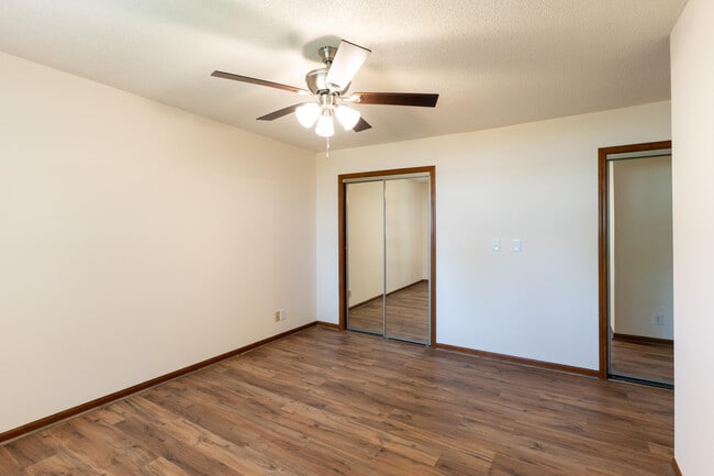 Building Photo - 2701 Poppy Way