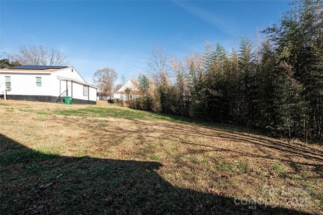 Building Photo - 103 E Louisiana Ave