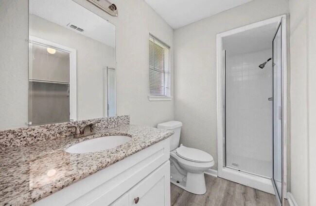 Building Photo - 16523 Loch Maree Ln