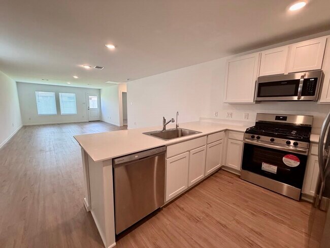 Building Photo - 3056 Ash Ray Dr