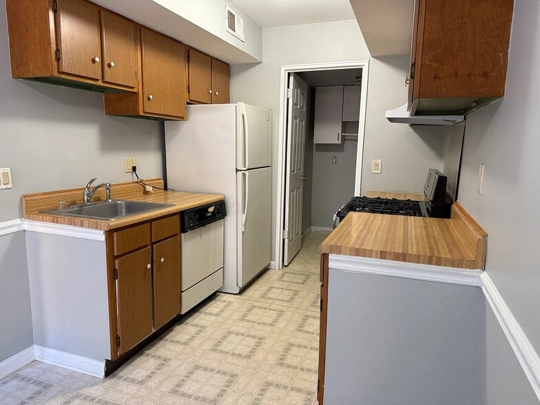 Building Photo - 431 Brandywine Ct