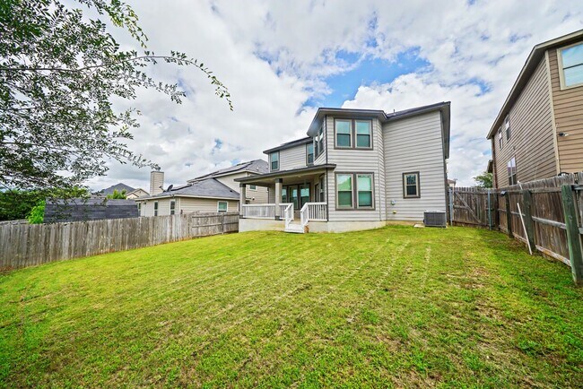 Building Photo - Spacious Home with Office, Game Room & Solar Panels Near Randolph AFB - Realtor Commission: $500