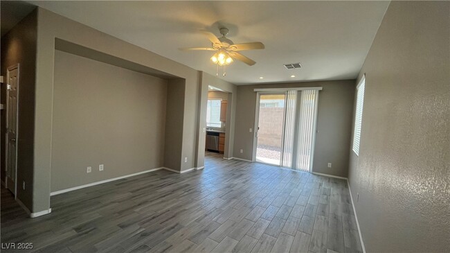 Building Photo - 7299 Forest Village Ave