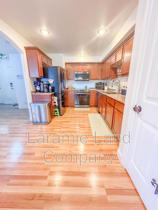 Building Photo - 4135 Moraine St