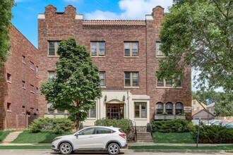 Building Photo - Armin