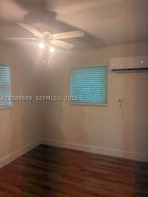 Building Photo - 3180 Hibiscus St