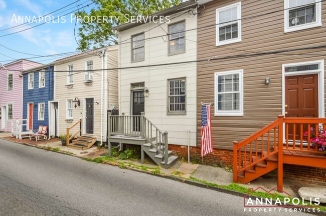 Primary Photo - 34 pinkney street