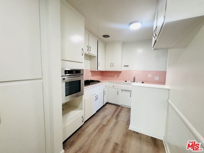 Building Photo - 757 Ocean Ave