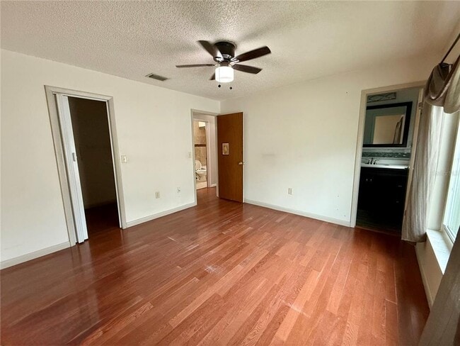 Building Photo - 7523 Blossom Ave