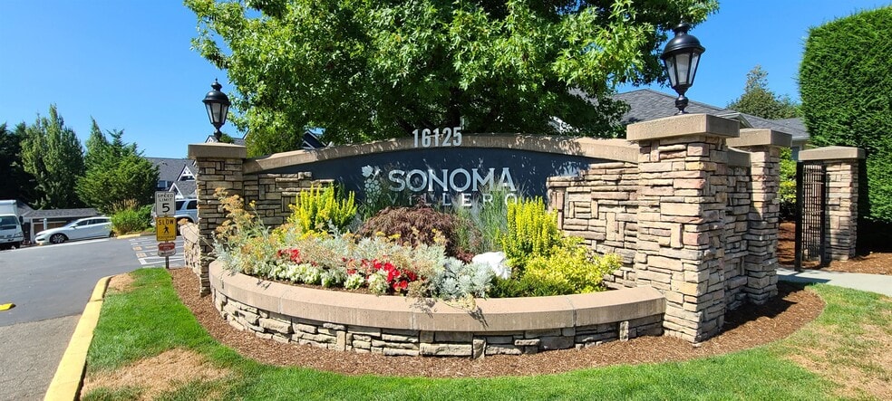 Building Photo - 16125 Juanita Woodinville Way NE
