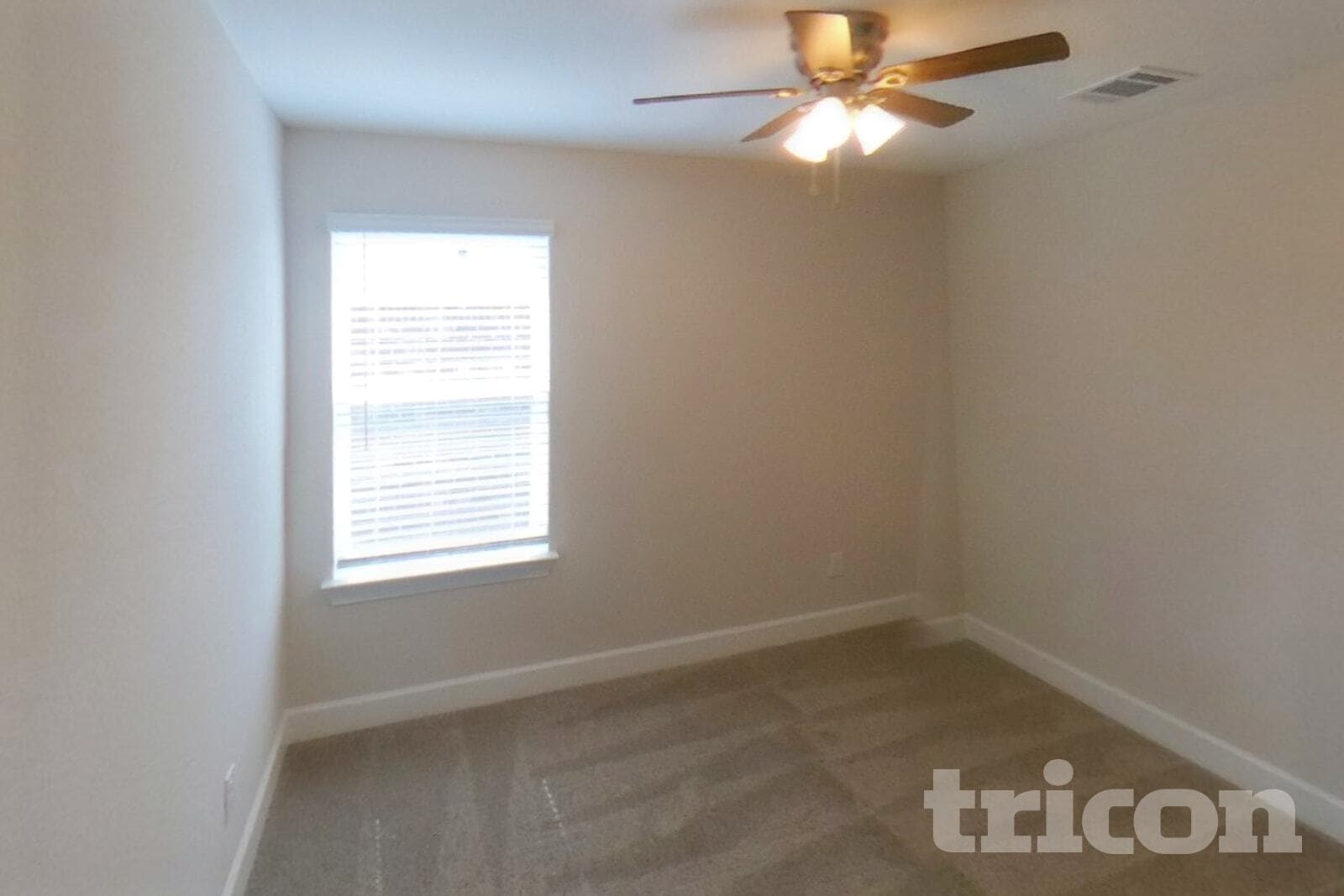Building Photo - 1106 Bullock Dr