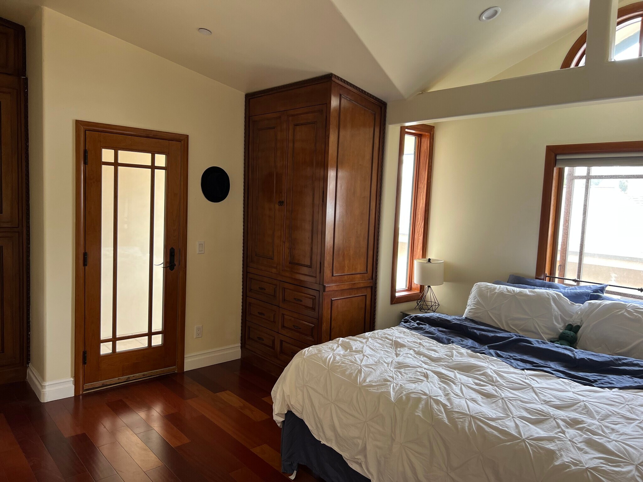 Building Photo - 1027 10th St