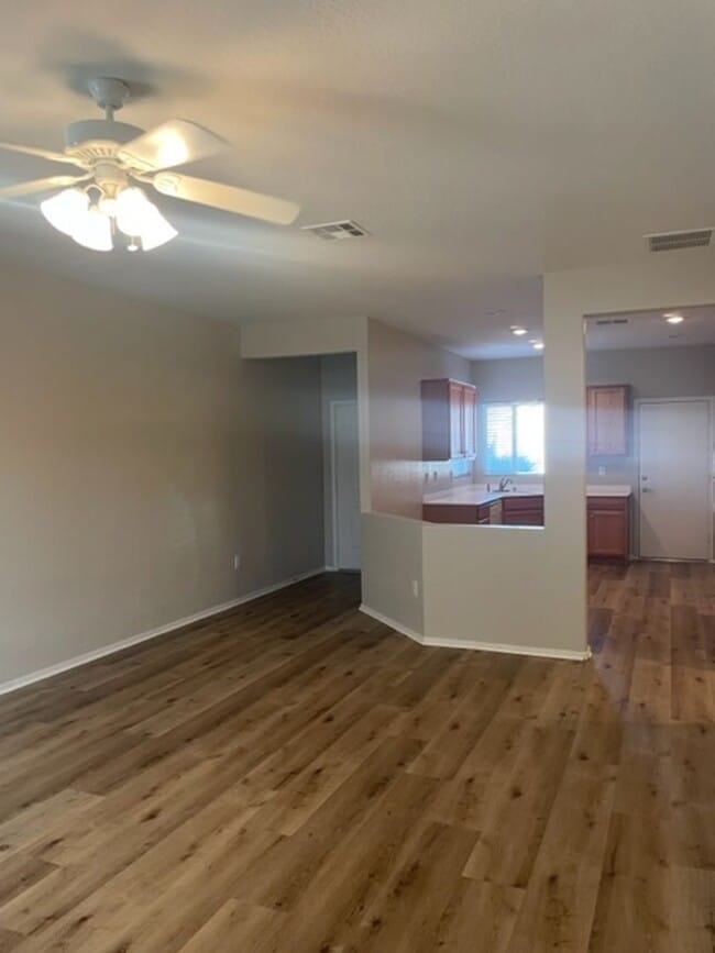 Building Photo - Single story home located in a  55+Communi...