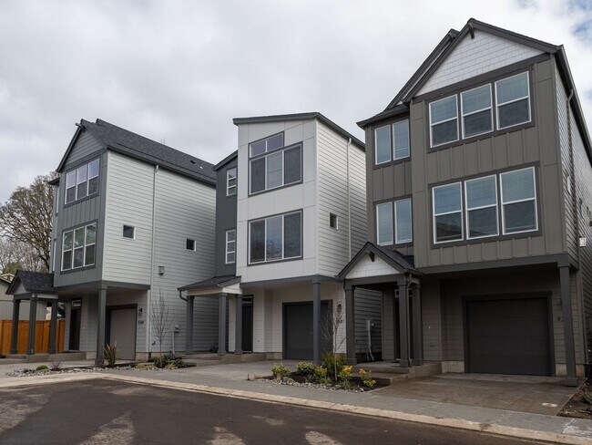 Building Photo - 9375 SW Eunice Ln