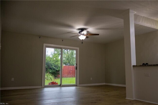 Building Photo - 8321 Halprin Dr