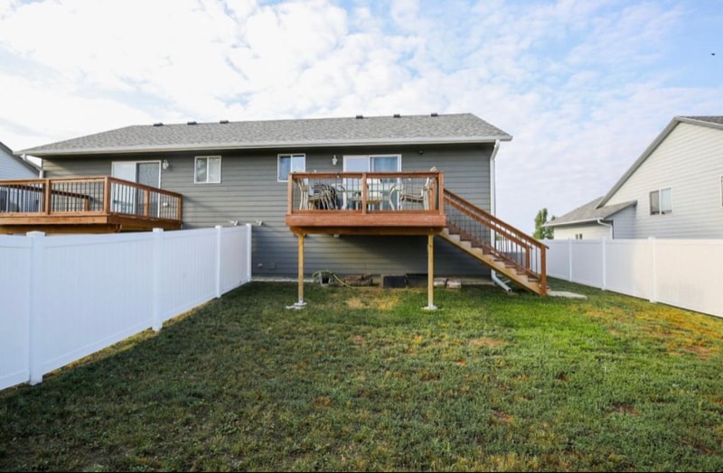 Building Photo - 1600 East 69th St N