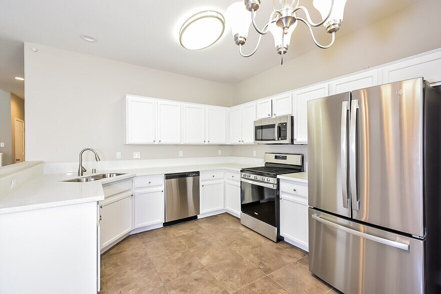 Building Photo - 3741 Mornings Dawn St