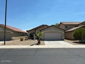 Building Photo - 25805 W Kendall St