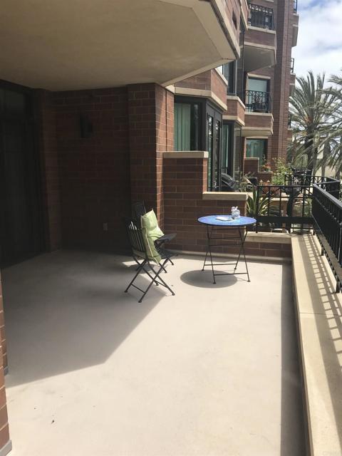 Building Photo - 500 W Harbor Dr