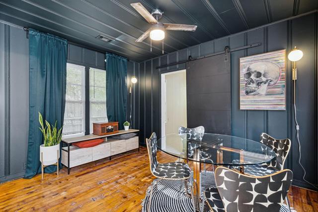 Building Photo - 2435 W 10th St