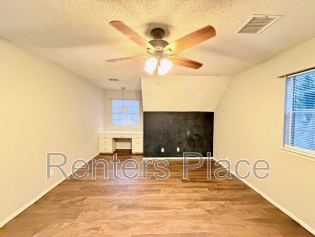 Building Photo - 6310 S 72nd E Pl